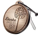 Schlüsselanhänger aus Holz mit Gravur "Danke, dass es dich gibt!"