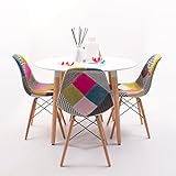 mesa comedor vintage blanca Conjunto de comedor o cocina de inspiración nórdica-vintage, compuesto de mesa y 4 sillas