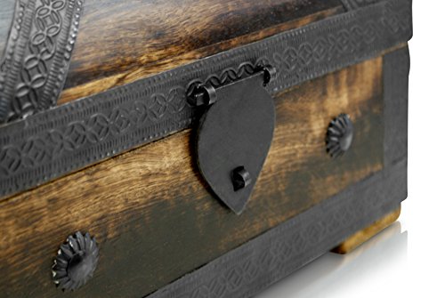 Piraten-Schatztruhe von Thunderdog – Holztruhe braun – Handarbeit Vintage mit Schloss 28x20x20cm – das ideale Geschenk (groß mit Schloss) - 4