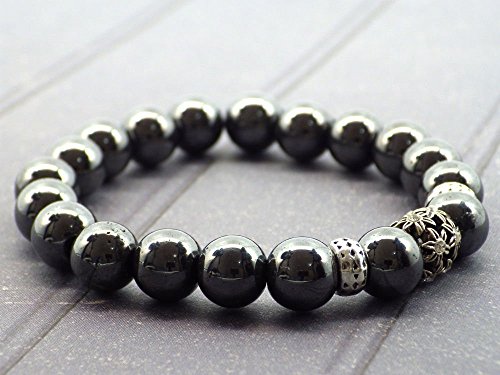 Bracelet pour femme en perles d'Hématite et perle centrale avec cristaux