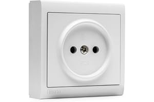 FAMATEL – Base Sin TT | Superficie | 16A | 250V | 65 x 65 mm | Serie Living 8000