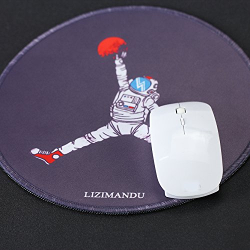 Gaming Mauspad(250 x 250 x 3 mm) ,Lizimandu Silent Designer Runde Round Mousemat /Standard Size mit Anti-Rutsch-Leder-Runde Double Sided Durchmesser 25 cm für alle gängigen Mouse-Typen(Weltraum Dunk/Space Dunk) - 5