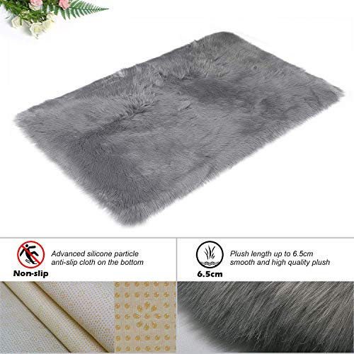 HEQUN 2019 Neuf Antidérapant Tapis en Peau de Mouton | Fourrure de Mouton| Meilleure Qualité | Carpette Moelleuse pour Chambre à Coucher, Salon, Crèche (Gris, 75 X120 CM Carré)