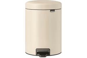 Brabantia - NewIcon Cubo de Pedal 5L - Papelera Pequeña para Baño o Aseo - Tapa de Cierre Suave - Funcionamiento con Pedal Ligero - Cubo Interior Extraíble - Soft Beige - 21 x 27 x 29 cm