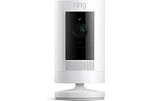 Ring Cámara exterior con batería (Stick Up Cam) | Cámara de vigilancia wifi para tu domicilio sin cables, con vídeo HD, comunicación bidireccional, instalación fácil | 30 días gratis de Ring Home