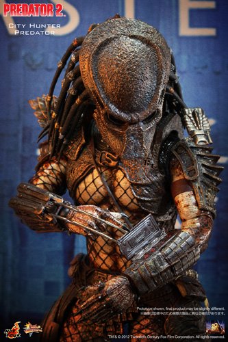 City Hunter Predator 14in w/LED Light-up Mask