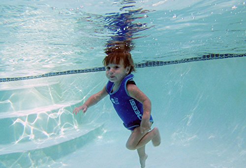 Cressi Neopren für Babys, Ärmelloser Neopren Baby Schwimmanzug hält Babys im Wasser warm, Mädchen und Jungen 0-6 , 6-12 und 12-24 Monate, jetzt erhältlich - 6