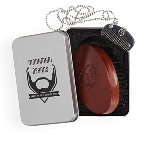 Bartbürste & Bartkammkette zur Bartpflege – Hochwertiges Bartpflege-Set – MADAMARI BEARDS – Bartbürste mit Wildschweinborsten inklusive Bartkamm aus Metall zur Pflege unterwegs – Metallbox für eine ideale Geschenkidee - Besonders weiche Borsten