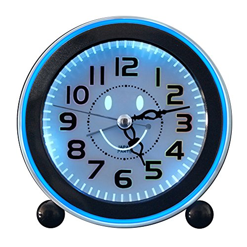 Pingxia 4 Zoll Großen Glockenwecker Ohne Ticken Wecker Laut Tischuhr Nachtlicht , Schlummerfunktion , Weckmelodien , Batteriebetrieben Schwarz 11.5cm × 10cm × 4.2cm