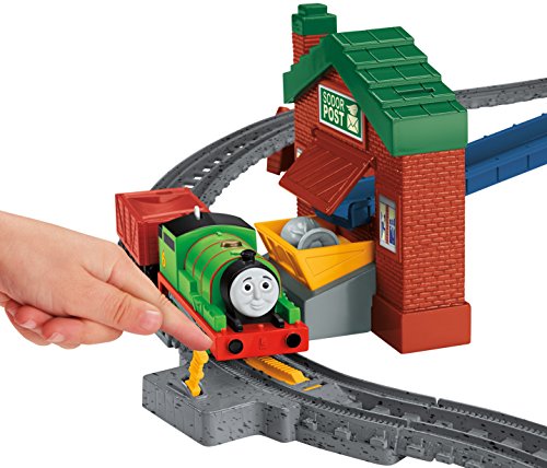 Thomas & Friends Trackmaster Percy's Mail Delivery Set