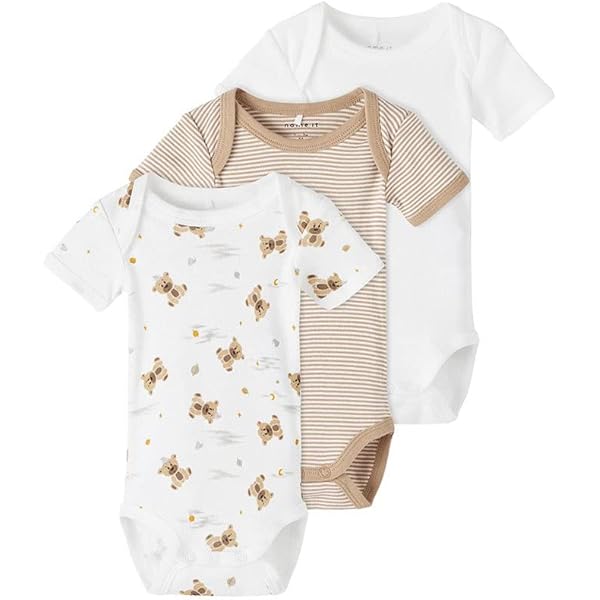 Ragazzi Che Giocano A Calcio Insieme Due Bambini Felici Che Giocano Al Calcio Illustrazione Vettoriale 55777826