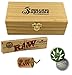Produktbild RS Jointbox Holzbox S hoch 166 x 83 x 57 mm 3 Fächer inkl. Geheimfach Blättchenhalter + RAW KS Connoisseur Papers Tips + 4m Hemp Wick + Fight 4 Legal Ansteck Button 25mm
