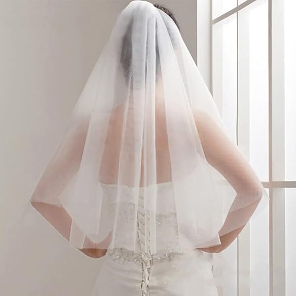 Eenvoudige Lange Staart Bruids Sluiers Dubbele Laag Super Zachte Tule Met Kam Charmante Kathedraal Sluier Bruiloft Accessoires Elegante Snijrand Hoofdtooi Voor Bruid,Wit,3 * 1.6 m