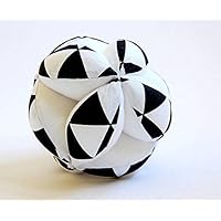 Montessori Ball, schwarz-weiß, Montessori* Ball - hergestellt aus für Kinder zertifizierten Soffen nach dem Montessori Prinzip. Geeignet für Neugeborene.