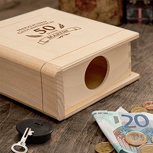 Spardose Buch aus Holz zum 50. Geburtstag mit Gravur – Personalisiert mit Namen – Sparbüchse aus Ahornholz – 13,5 cm x 16,5 cm x 6,5 cm - 3