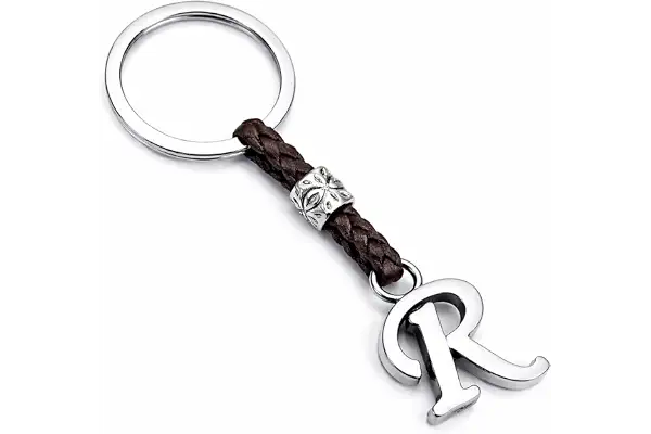 ASTER ALHELÍ - Llavero de Cuero con Iniciales Personalizado - Letras y abalorios de zamak Chapado en Plata - Llavero para Hombre o Mujer - Ideal para Regalo
