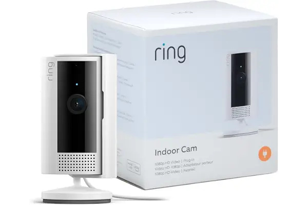 Ring Cámara interior (Indoor Camera 2.ª gen.) | Cámara de vigilancia wifi con enchufe para mascotas | Vídeo 1080p HD, comunicación bidireccional, cubierta de privacidad | 30 días gratis de Ring Home