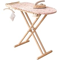 Flessen Met Reinigingsmiddelen En Detergentia In Een Blauwe Emmer Op Een Bruine Achtergrond Het Schoonmaken Schoonmakende Product Image140672042