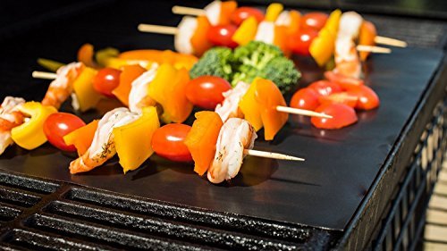 Set aus 2 Höchste Qualität BBQ Grill & Backen Mats [Wie im TV gesehen] | 100% Non-Stick | Reusable für Jahre | Made in FDA-zertifizierten Einrichtung | Frei von PFOA | funktioniert auf jedem BBQ Grill oder Backofen Backform Liner | Cut, um fit | Spülmaschinenfest | Garantie auf Lebenszeit mit unkomplizierte Rückerstattung Wenn Sie nicht 100% zufrieden!