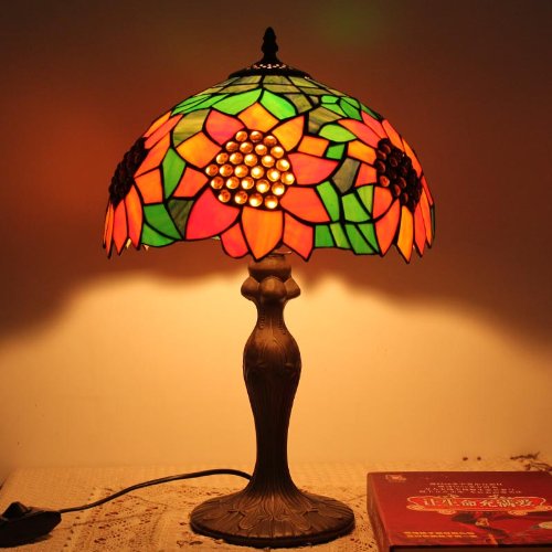 Tiffany lamp shade green sunflower garden lamp bedside lamp bedroom lamp table lamp fashion