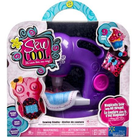 Preisvergleich Produktbild Sew cool sewing machine bonus pack exclusive, purple