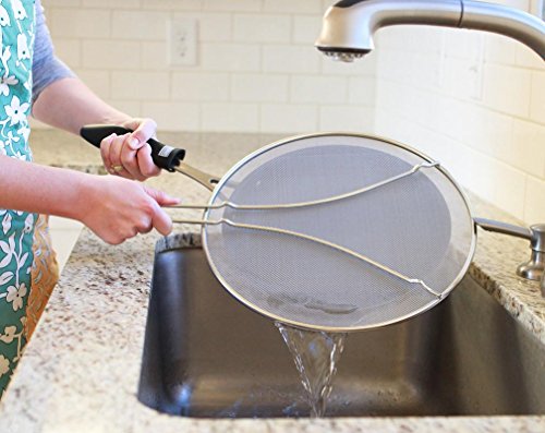 Cucinare Splatter Screen Guard with Double Thick Mesh for Cooking, Stainless Steel with Finest Woven Mesh and Resting Feet by Cucinare - 2