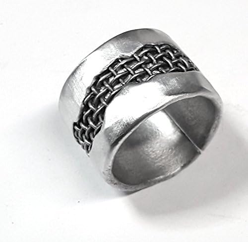 Aluminum ring (15 mm wide) with steel mesh window inside and customized text. Matt finish.