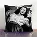 Produktbild Big Box Art "Bette Davis" Anthrazit, die Polster Überwurf Kissen, mehrfarbig, 43 x 43 cm