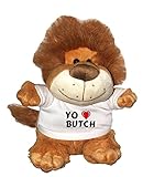  León de peluche (Fetzy) con Amo Butch en la camiseta (nombre de pila/apellido/apodo)