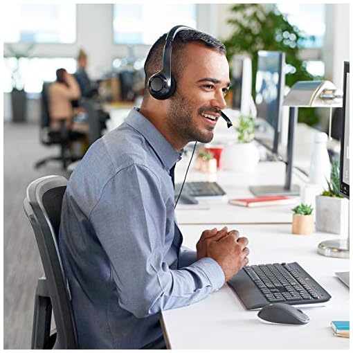Logitech H390 Wired Headset for PC/Laptop, Stereo Headphones with Noise Cancelling Microphone, USB-A, in-Line Controls, Works with Chromebook - Black - Image 3