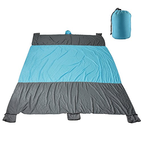 Stranddecke iRegro Picknickdecke Campingdecke, 9 x 7 Fuß, ultraleicht kompakt sandabweisend wasserdicht, aus schnell trocknendem Fallschirm-Nylon-Gewebe, mit Sandtaschen