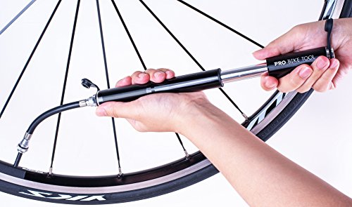 Mini Fahrradpumpe. Hoher Druck, zuverlässig, kompakt & leichte Rahmenpumpe. Für Presta und Schrader Ventile ohne umzustellen. Beste Qualität und Leistung. Handpumpe für Rennrad, Mountainbike Fahrrad & BMX-Reifen. Lebenslange Garantie. (schwarz) - 3