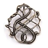 Eine ausgefallene Gewandnadel mit dem Flair des Mittelalter und trotzdem modernen Design