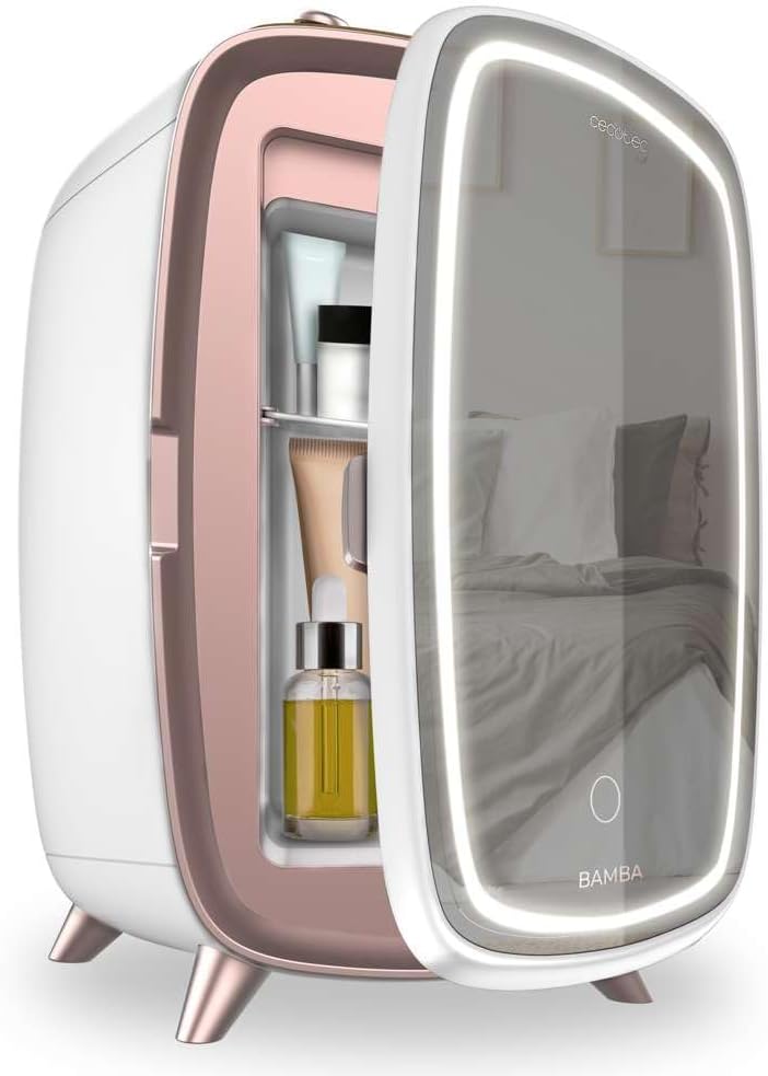 Cecotec Nevera Pequeña de Cosméticos 6L Bamba CoolingBeauty 6000 Mirror. Mini Frigorífico con Puerta con Espejo Exterior, Luz LED con 3 Intensidades, Enfriamiento hasta 10ºC