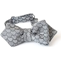 Fliege, Schleife, Querbinder, Selbstbinder, Herren, Damen, Unisex, Seide, zum binden, Grösse verstellbar, Hakenverschluss, Grau, Silber, Herz Muster, Einheitsgrösse, Italienischer Stil, Handgefertigt