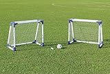 » Lieferumfang: zwei Fußballtore 1,1m x 0,9m, mit Netz, Metallhäringe, Plastikball und Ballpumpe, Durchmesser der Torstangen: 57 mm Wetterbeständiges PVC, leicht und robust.