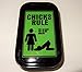 Produktbild Unzen"Chicks Rule Design 2,5 cm Tabak/Pocket/Stash Tin + 2 RIZLA Grün Standard Heftchen Combo von Trendz