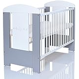 3 Schlupfsprossen im Seitenteil. Lattenrost ist 3 fach hšhenverstellbar.