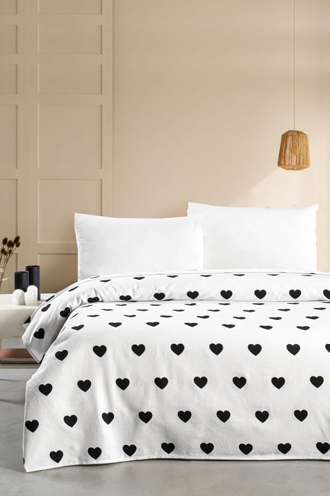 Mulberry Hamlet Çift Kişilik Pike Yatak Örtüsü 220x230 Siyah