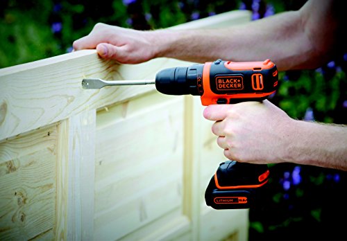 Black+Decker 10,8 V Li-Ion Ultra-Kompakt-Bohrer, LED-Arbeitslicht, 2 Slidepack-Akku, 400 mA Ladegerät, Koffer, BDCDD12KB - 6