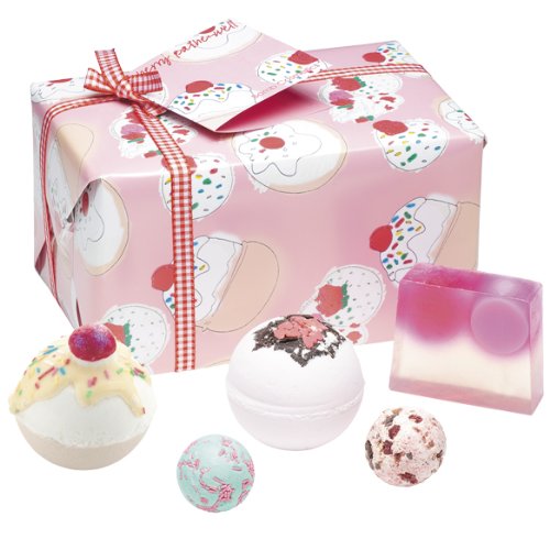 Bomb Cosmetics Cherry Bathe-well Giftpack
