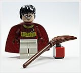 LEGO Harry Potter - Minifigur Harry Potter mit Zauberbesen und Zubeh�r genau wie abgebildet - Harry Potter