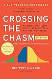 Image de Crossing the Chasm: Marketing and Selling Disruptive Products to Mainstream Customers