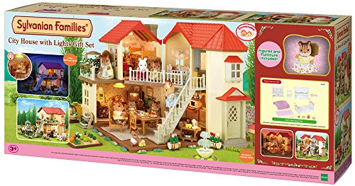 Preisvergleich Produktbild Epoch 3646 - Sylvanian Families Stadthaus Geschenkset Sissi Knacks