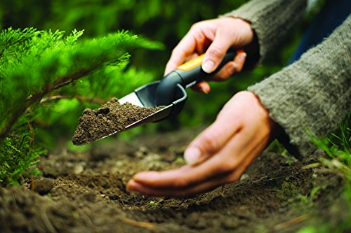Fiskars Blumenkelle, Länge 27 cm, Rostfreie Stahl-Kelle, Schwarz/Orange, Premium, 1000726 - 3