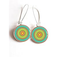 Ohrringe cabochon, sehr leicht, Mantra Mandala, der türkis ist, der orangefarbig und gelb ist