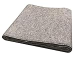 Robuste viereckige Decke in den Maßen 1,3 x 2 m bei einem Gewicht von 0,64 Kg je Vliesdecke.