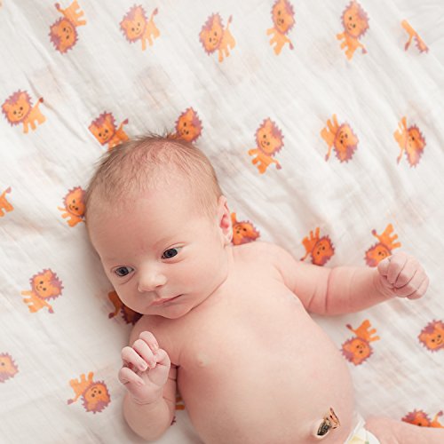 „Safarimuster“ Pucktücher aus Musselin 4er-Pack – Große Musselin-Puckdecken von CuddleBug, 120 cm x 120 cm – Beste Musselintuch aus weicher Baumwolle – Bestes Geschenk für werdende Eltern – Ideal fürs Kinderbett – Für Mädchen oder Jungen – 4 niedliche Motive – Garantie auf Lebenszeit! - 6