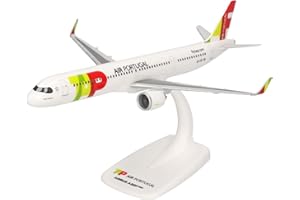 Herpa Miniatura del avión Tap Air Portugal Airbus A321LR - 'CS-TXF Amália Rodrigues - Snap-Fit, Escala 1/200, Modelo prefabricado, maqueta de colleción, modelismo, Avion con Soporte, Figura plástico
