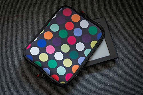 7 Zoll Tablet-PC ( z.B. Apple iPad Mini 2 3 4, Samsung Galaxy Tab 4 (7.0), Amazon Kindle Fire HD 7, Archos 80b Platinum / Helium, Huawei MediaPad X2, Lenovo IdeaTab 2 A7-10 / T1 7 ) Schutzhülle – sehr hochwertige & edel verarbeitete Tablettasche / Tablethülle aus wasserfesten Neopren mit eingenähter Doppelnaht, premium Reißverschluss und aufwendigen Designeraufdruck! Die Hülle eignet sich für Tablet-Computer diverser Hersteller bis 18,5×13,5cm ( zirka 7“ bis 7,9“) 127 - 4